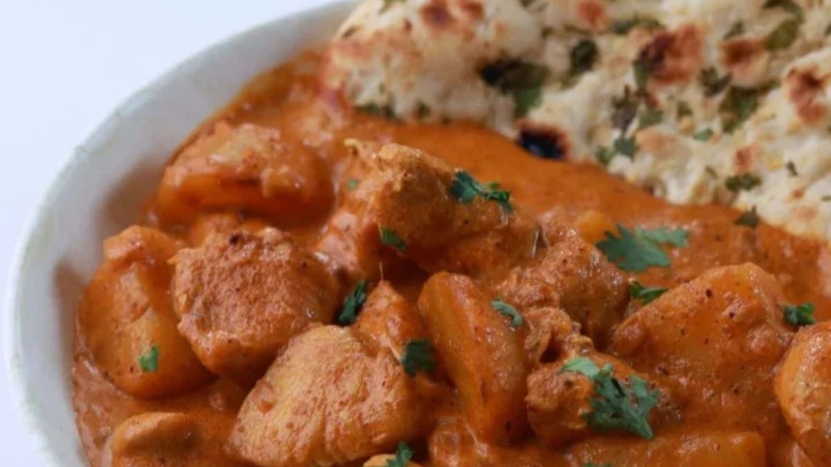 Easy Creamy Chicken and Potato Curry (30-Minute Dinner).