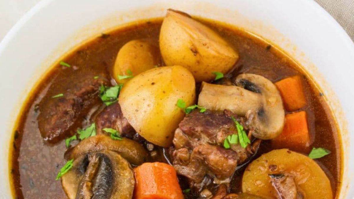 Easy Instant Pot Beef Bourguignon.