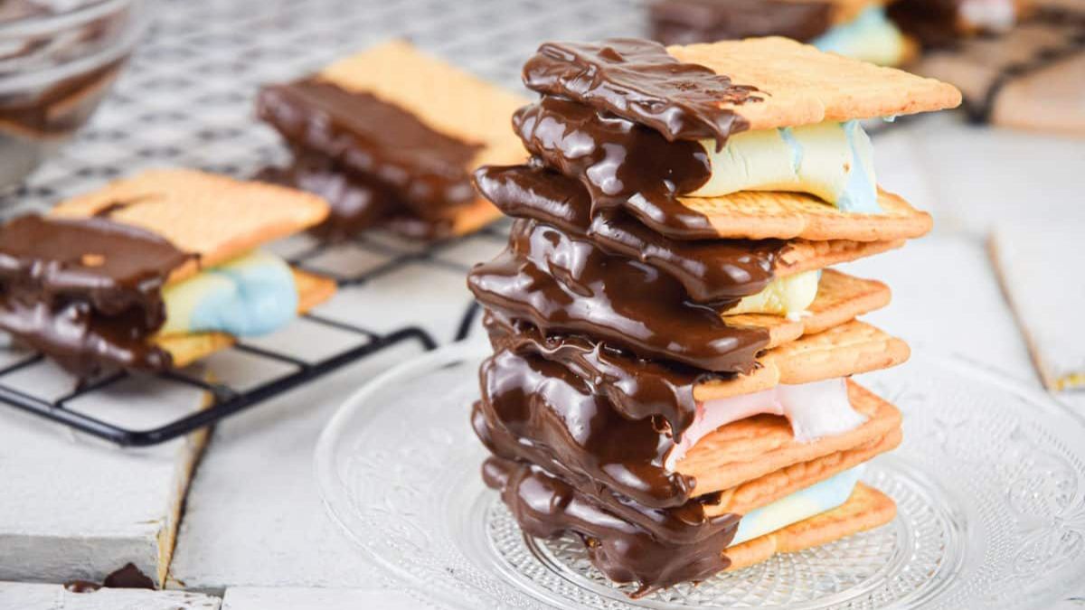 Easy Skillet S’mores.