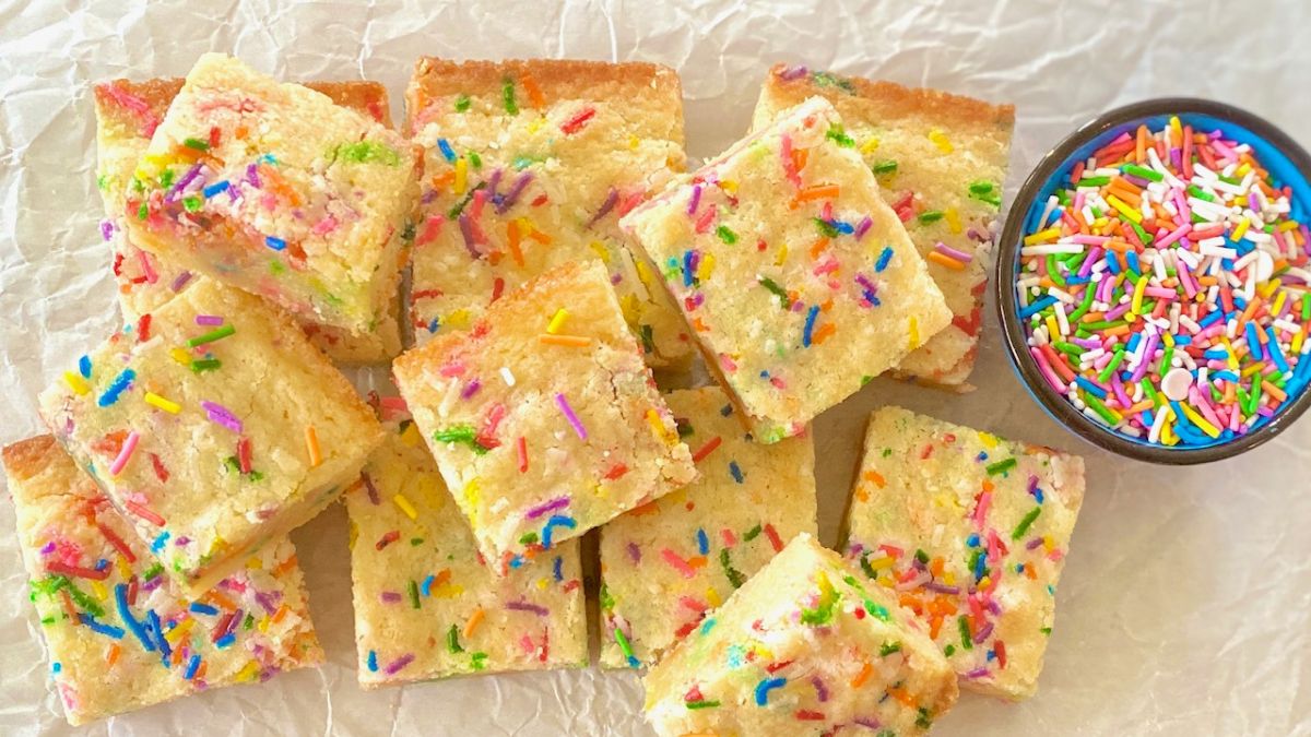 Easy Sugar Cookie Bars.