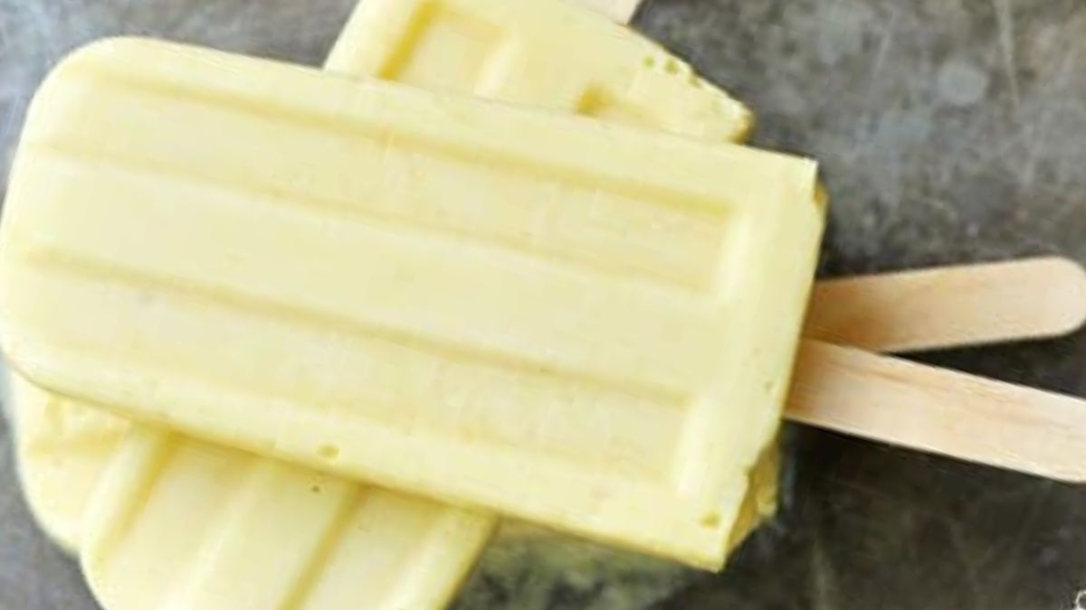 Hawaiian Cream Popsicles.