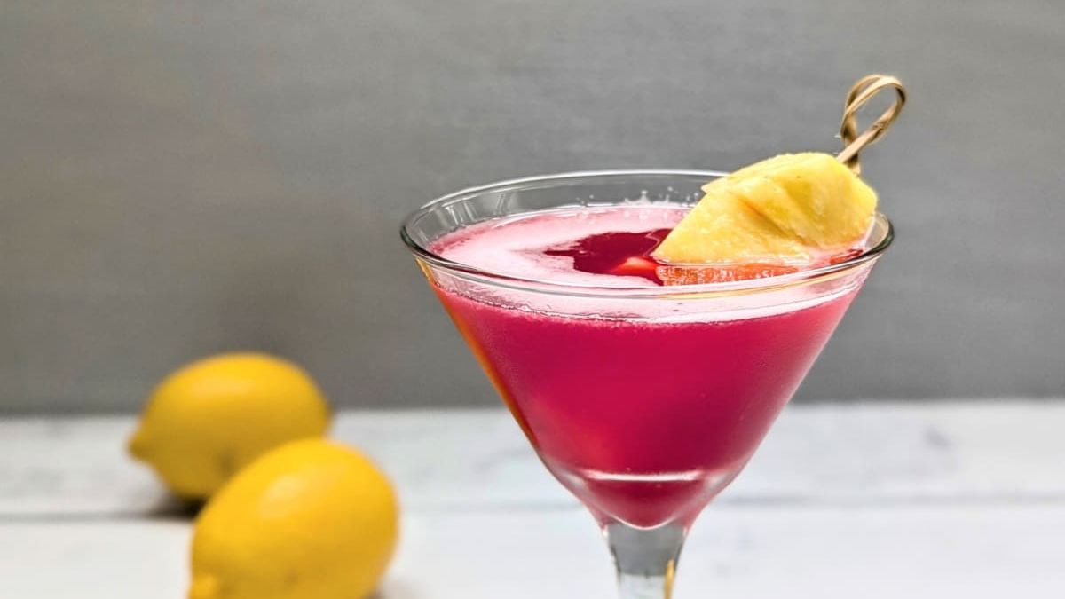 Hawaiian Smash Martini.