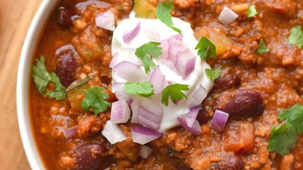 Healthy Crockpot Turkey Chili.