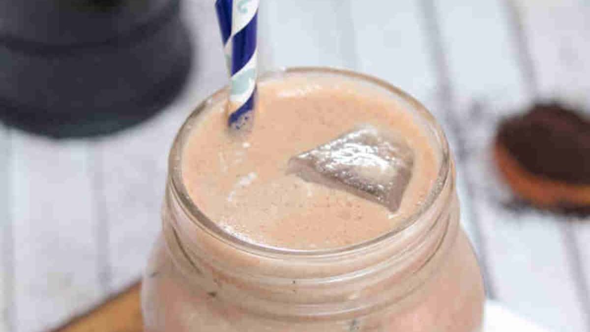 Iced Coffee Protein Shake (dairy-free).