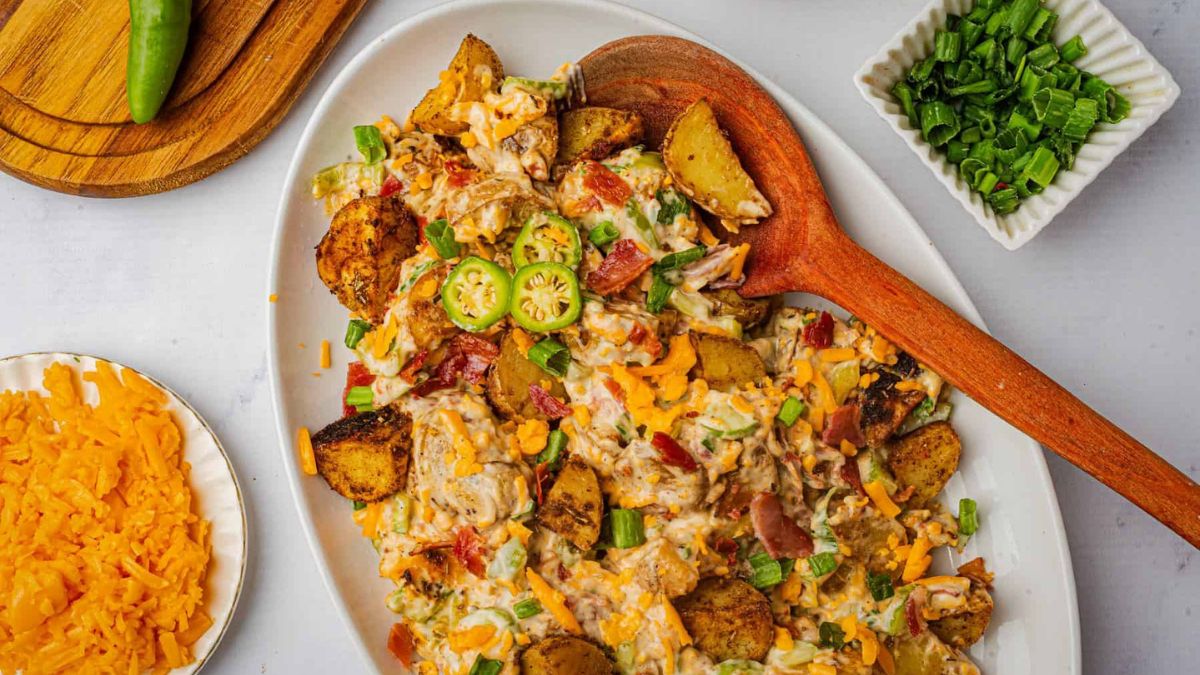 Jalapeno Popper Potato Salad (A Spicy Twist on a Classic).