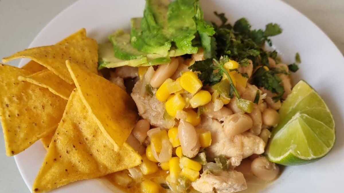 Macro Friendly White Chicken Chili.
