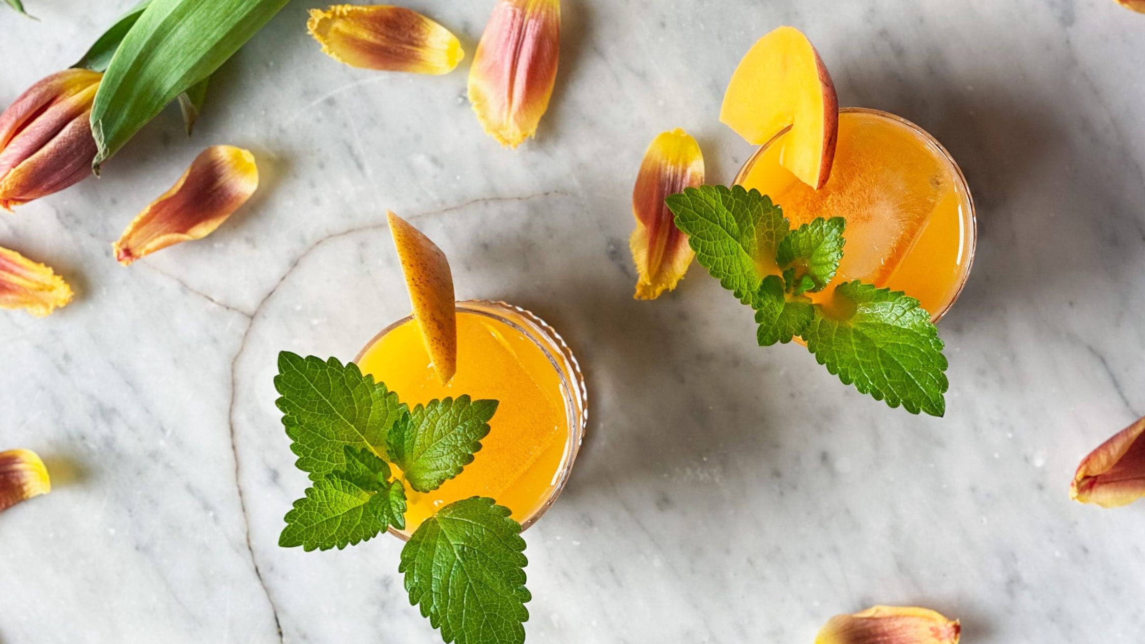 Mango Margaritas on the Rocks + How to peel a Mango!