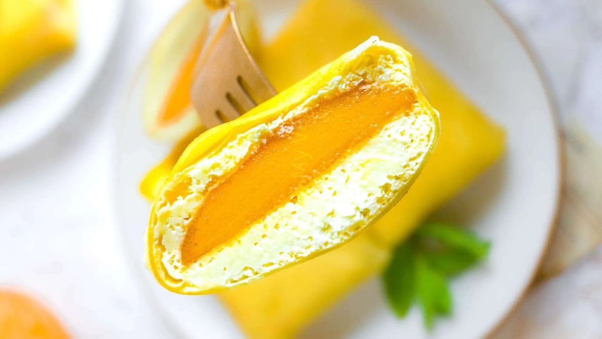 Mango Pancakes, Hong Kong Style.