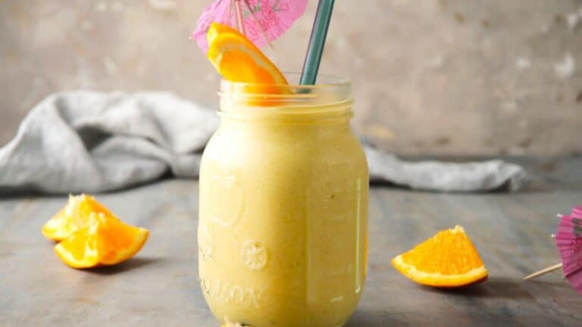 Mango Pineapple Smoothie.