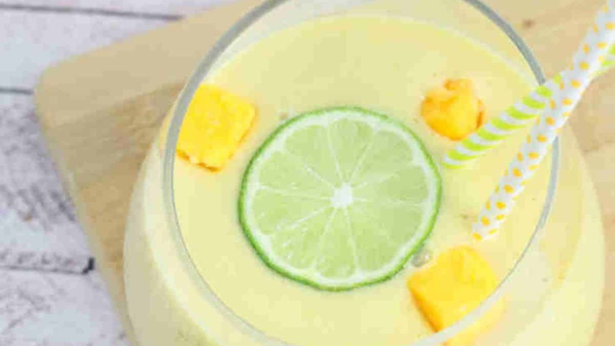 Mango Protein Smoothie [Whole30].