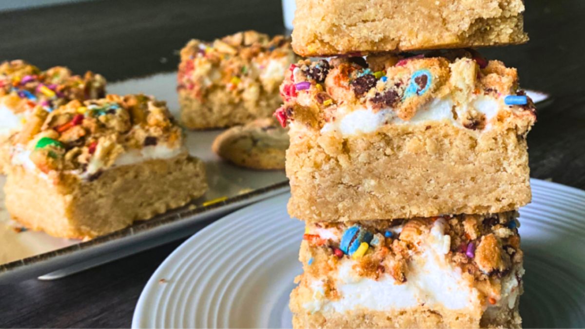 Marshmallow Crumble Sugar Cookie Bars.