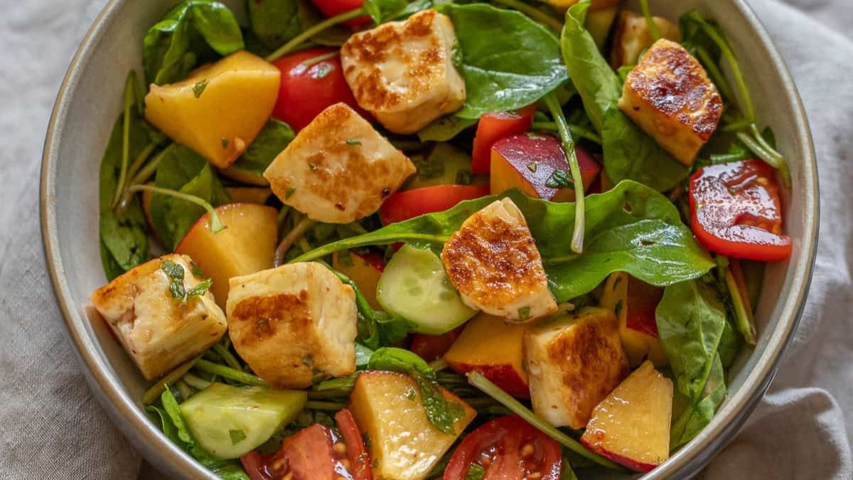 Mediterranean Honey Halloumi Salad.