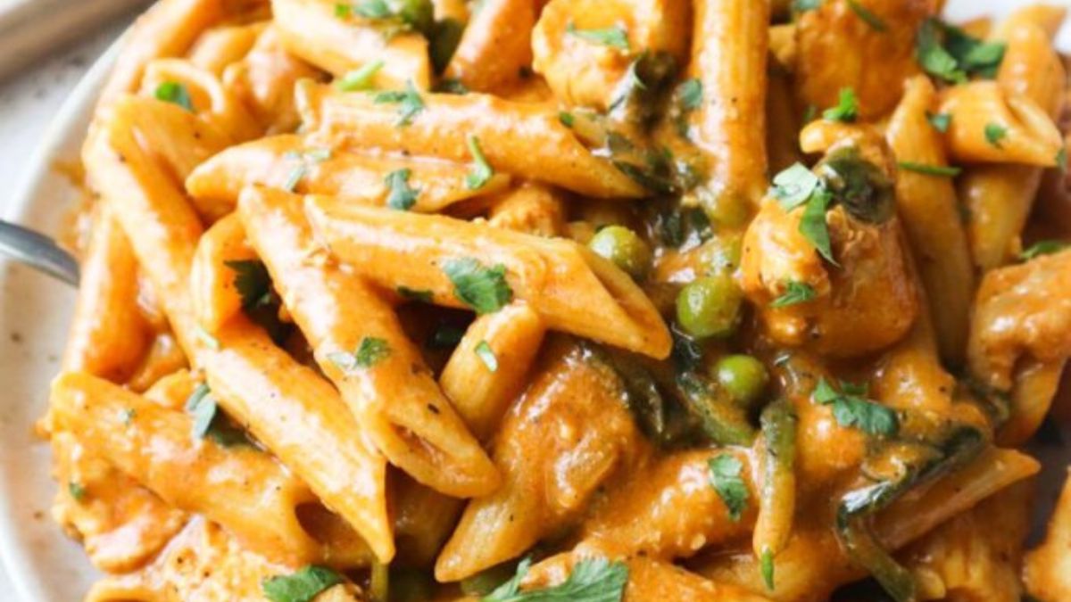 One Pot Chicken Curry Pasta.