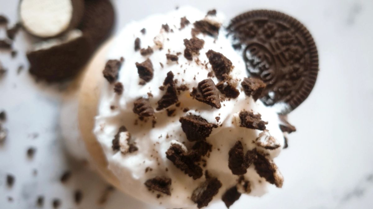 Oreo Iced Coffee Recipe: Quick + Easy (ONLY 5 Ingredients!).