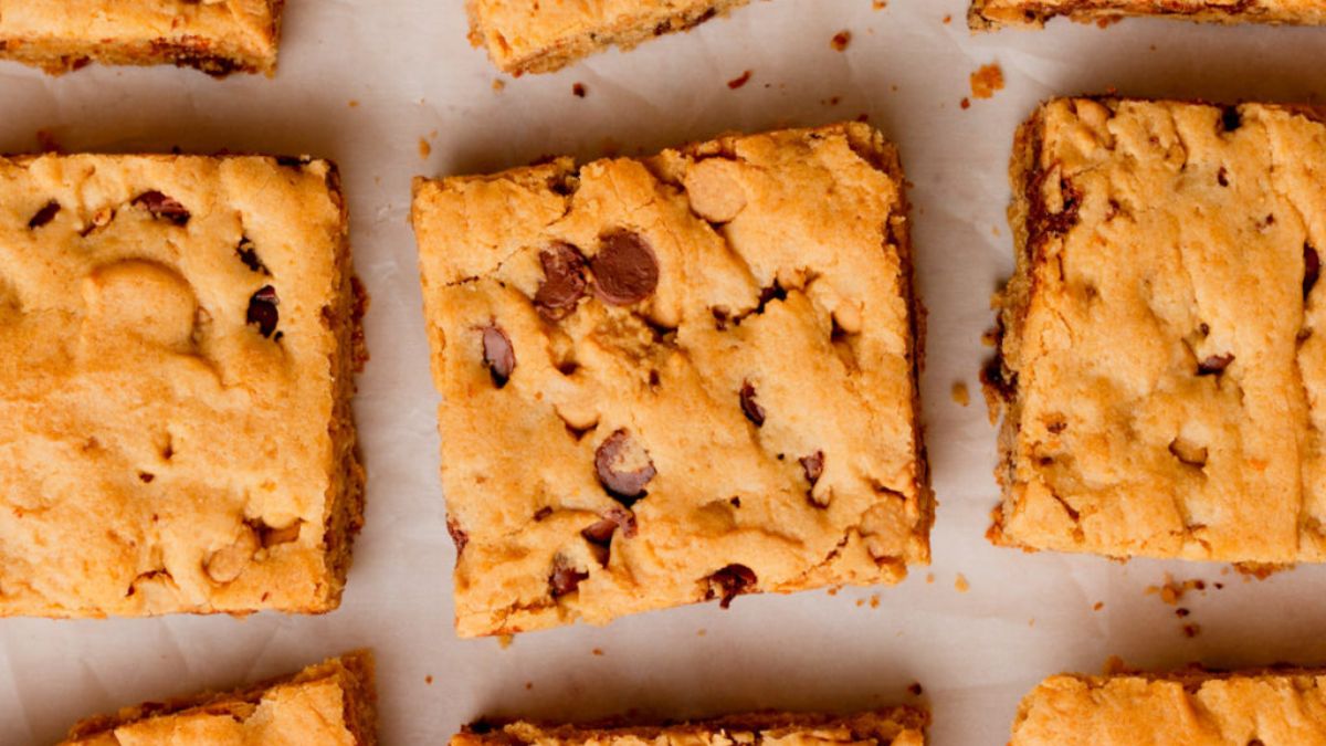 Peanut Butter Chocolate Chip Cookie Bars.