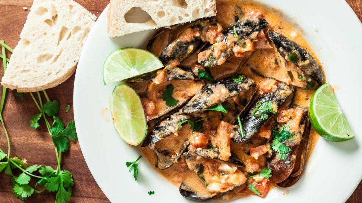 Red Thai Curry Mussels.