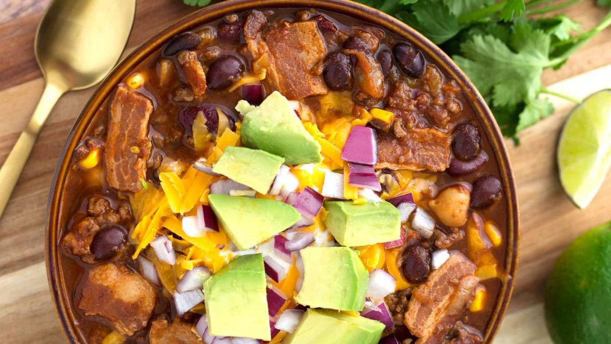 Slow Cooker Beefy Bacon Chili.