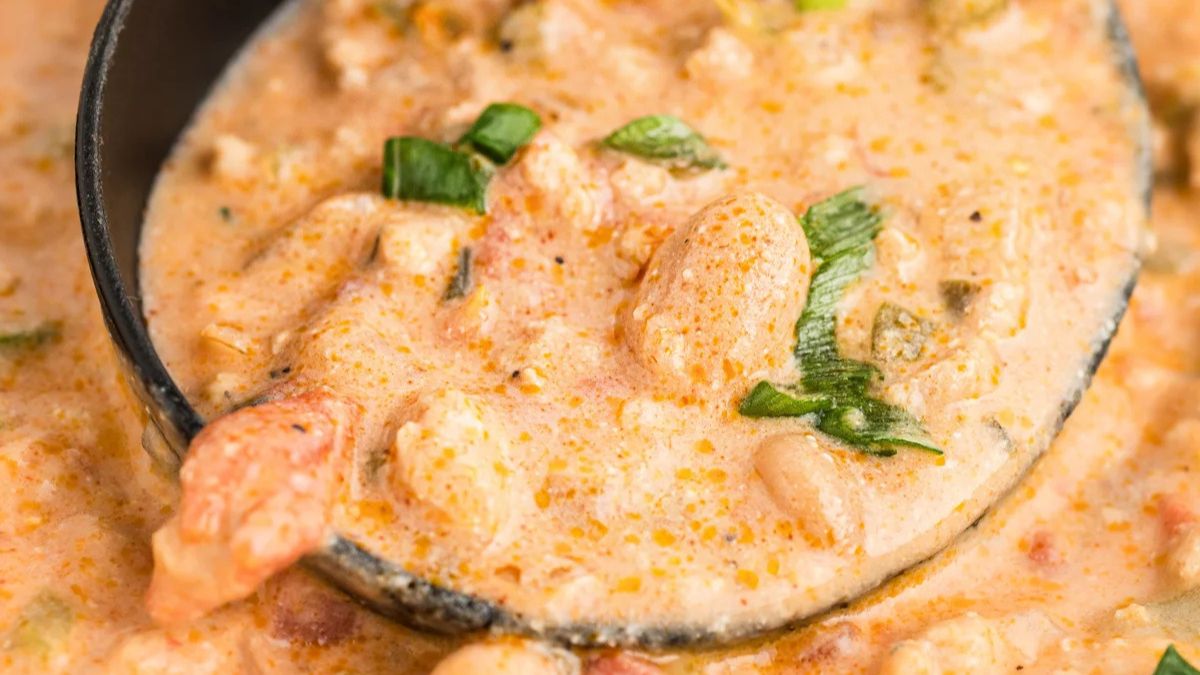 Slow Cooker Buffalo Chicken Chili.