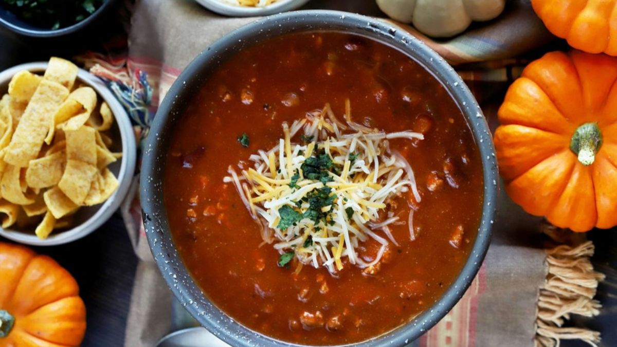 Slow Cooker Pumpkin Turkey Chili.