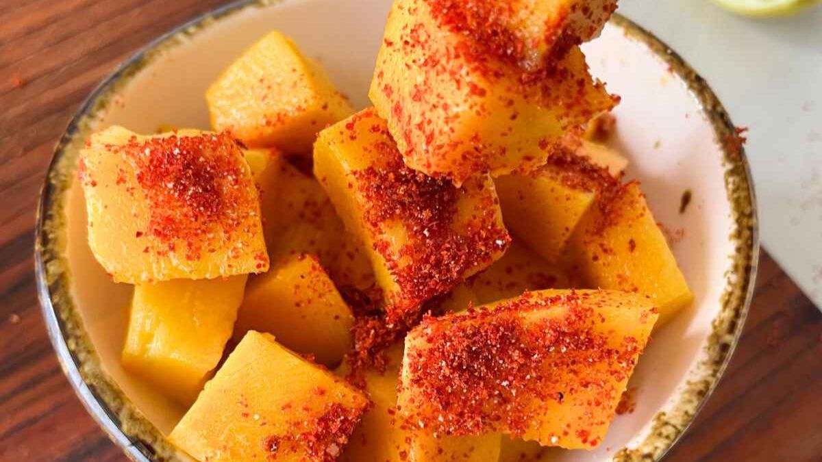 Spicy Mango with Tajin | Mango Con Tajin.