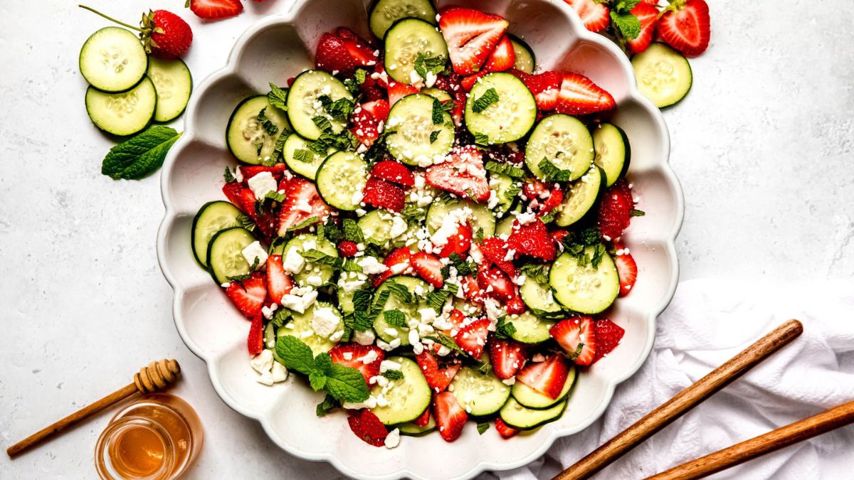 Strawberry Cucumber Salad (For a Crowd!).