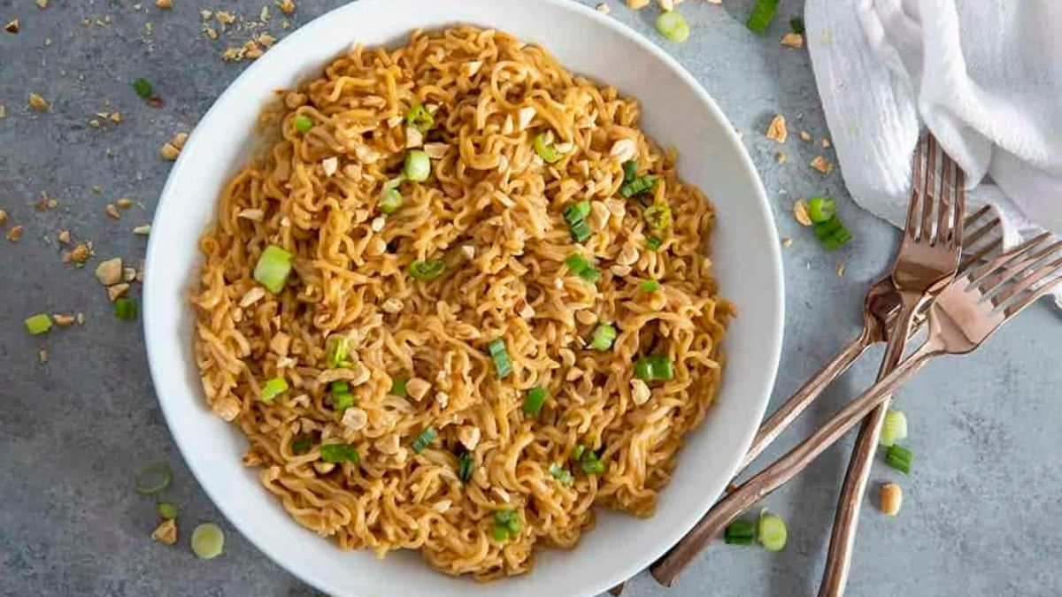 Thai Peanut Ramen Noodles Recipe.