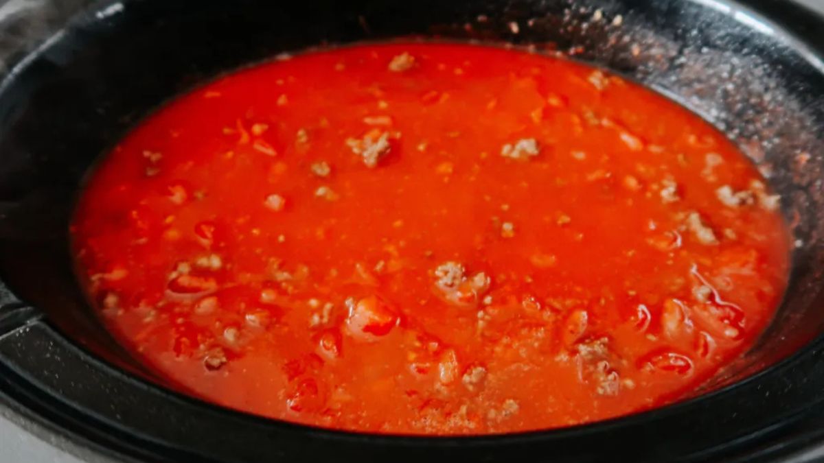 The Best, Easy, Dump & Go Chili in the Slow Cooker.