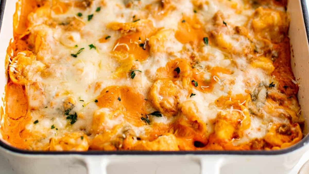 Tortellini Bake (An Easy Cheesy Casserole Recipe).