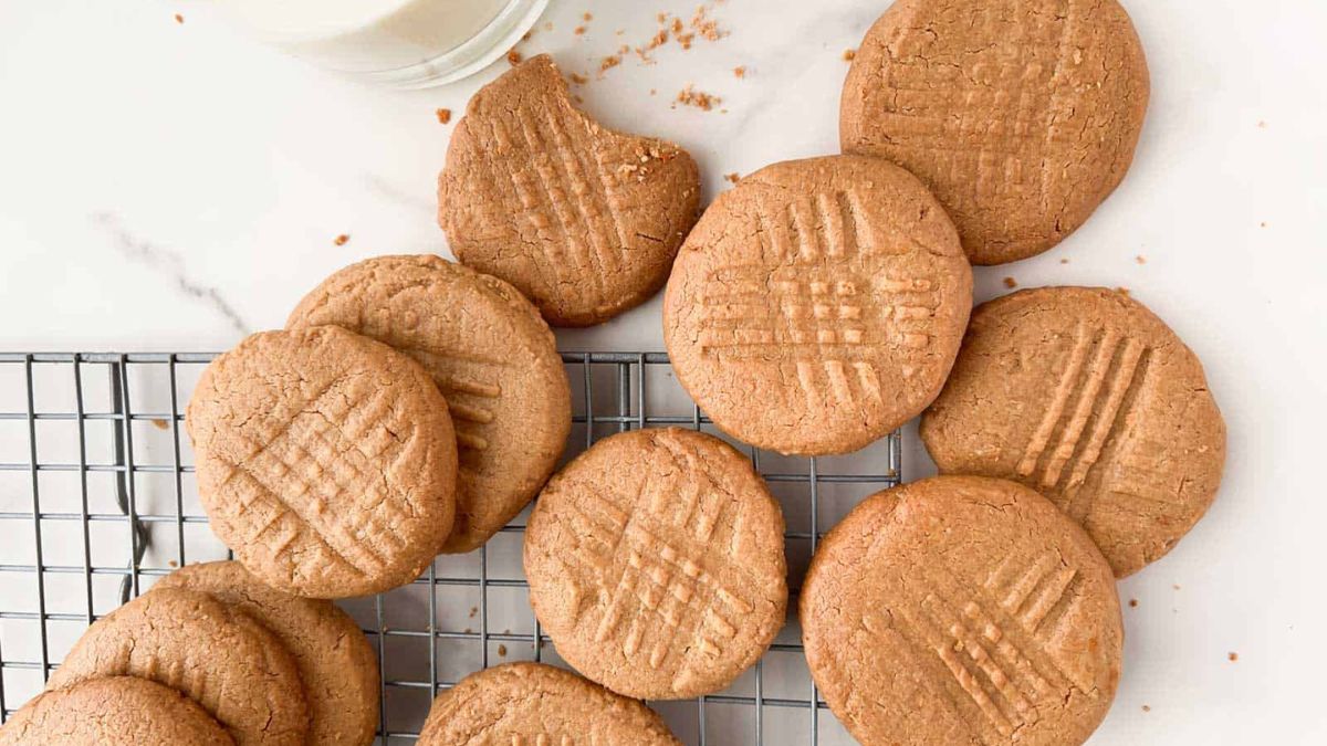 2 Ingredient Peanut Butter Cookies.