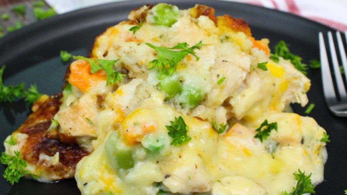 Air Fryer Chicken Cobbler w/ Red Lobster Cheddar Biscuits.