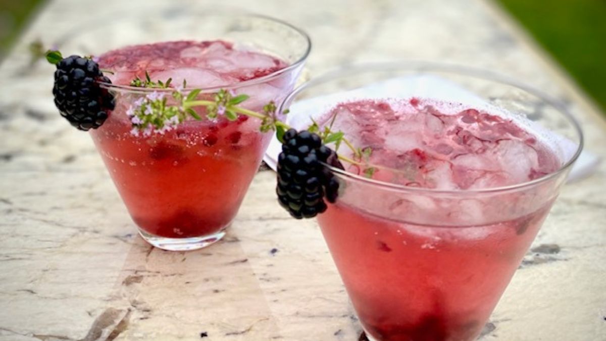 Blackberry Champagne Cocktails.