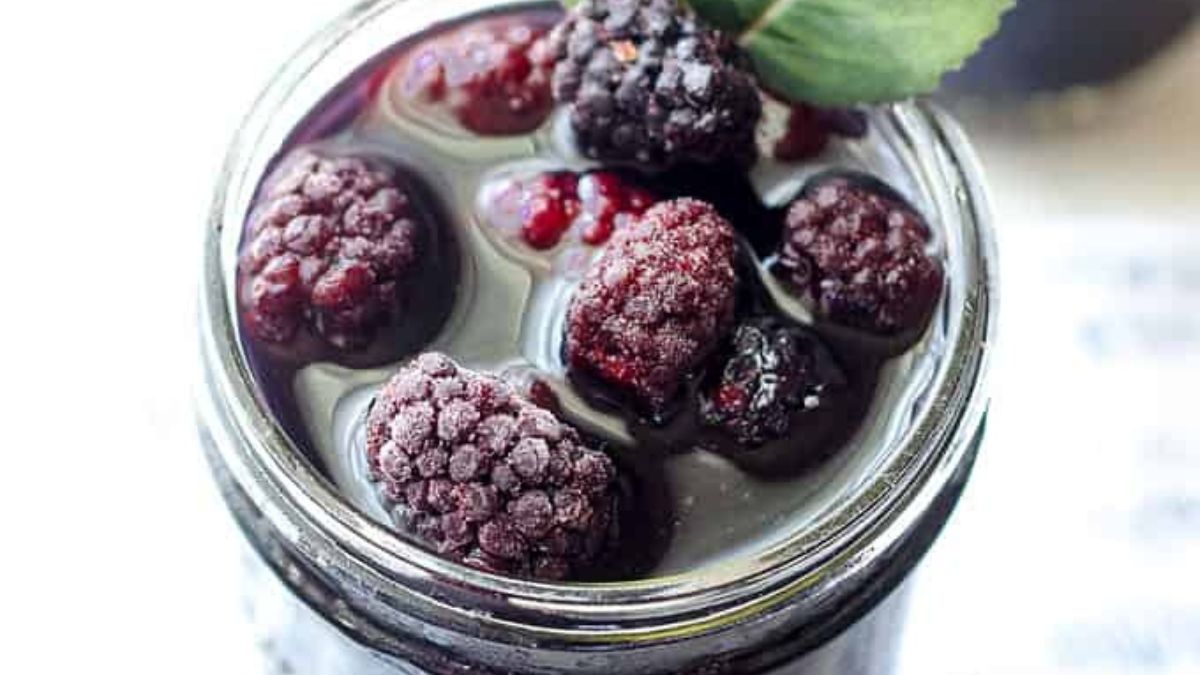 Blackberry Sweet Tea Recipe.