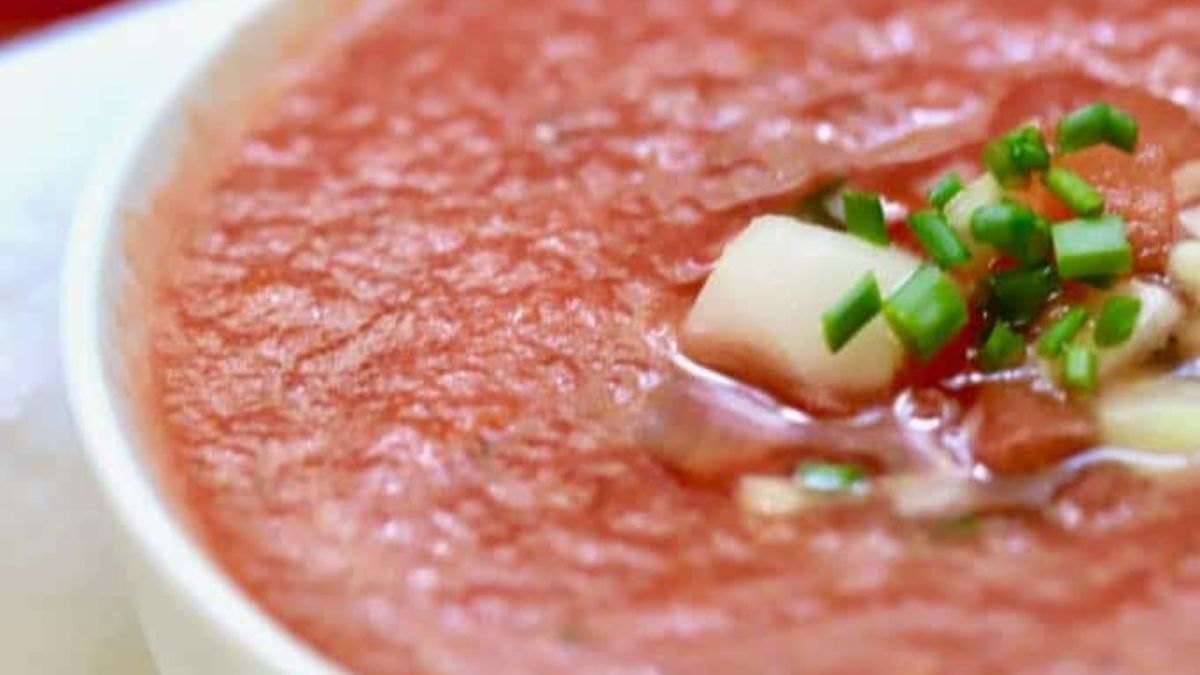 Chilled Watermelon Gazpacho Soup – Easy Summer Dinner.