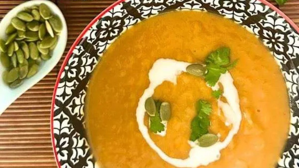 Creamy Roast Sweet Potato Soup (Dairy Free, Vegan).