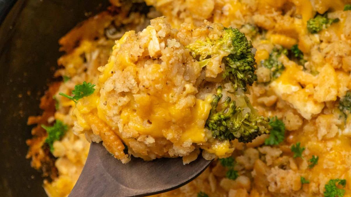 Crock Pot Chicken, Broccoli, and Rice.