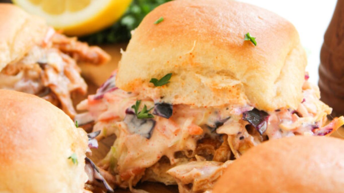 Crockpot BBQ Chicken Sliders.