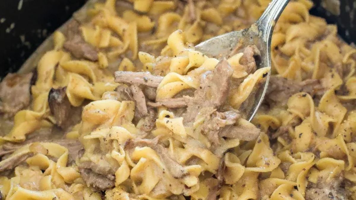 Crockpot Beef and Noodles.