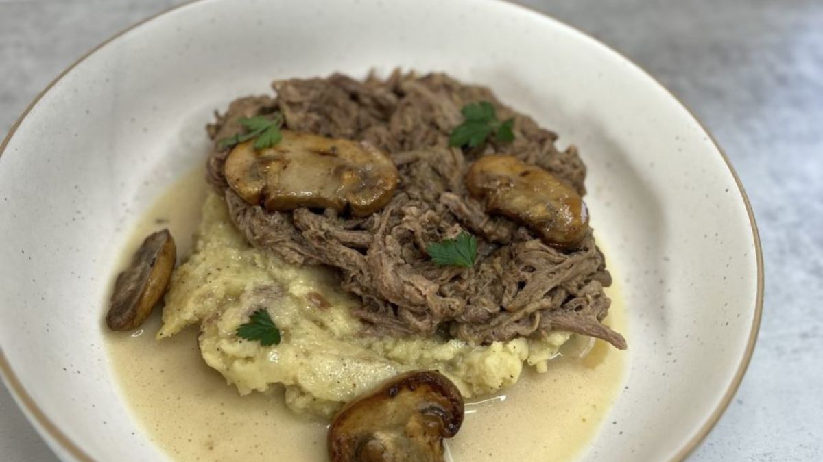 Crockpot Tri-Tip and Mash.