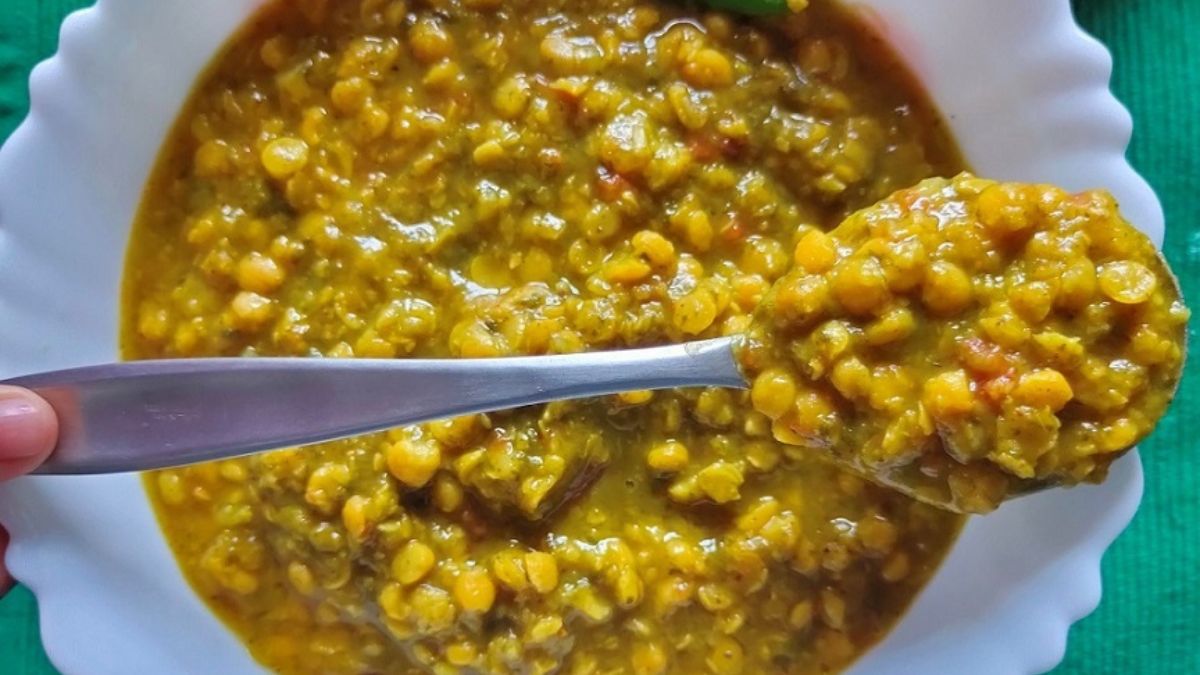 Easy Chana Dal Palak Recipe (Spinach Daal).