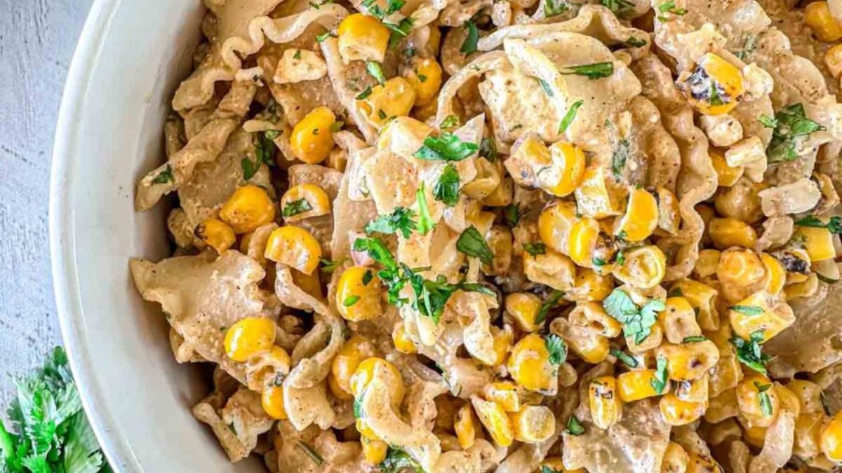 Easy Elote Pasta Salad Recipe (Mexican Street Corn).