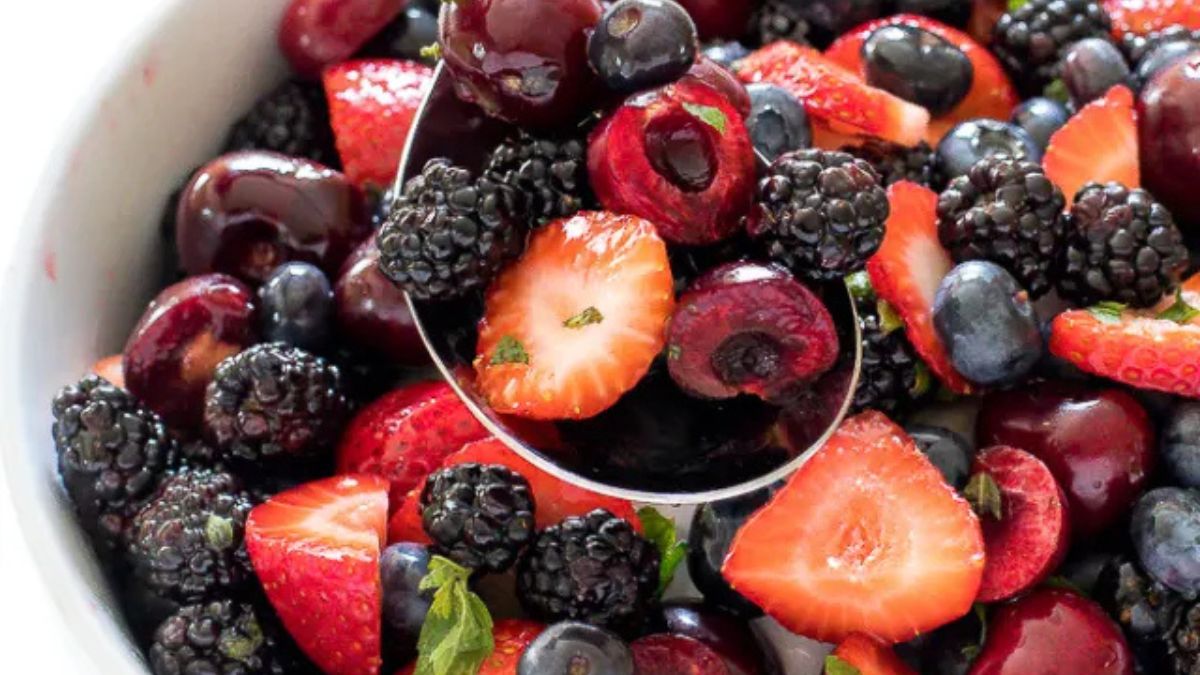 Easy Fruit Salad.