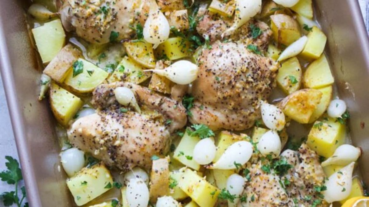 Easy Lemon Chicken Tray Bake.