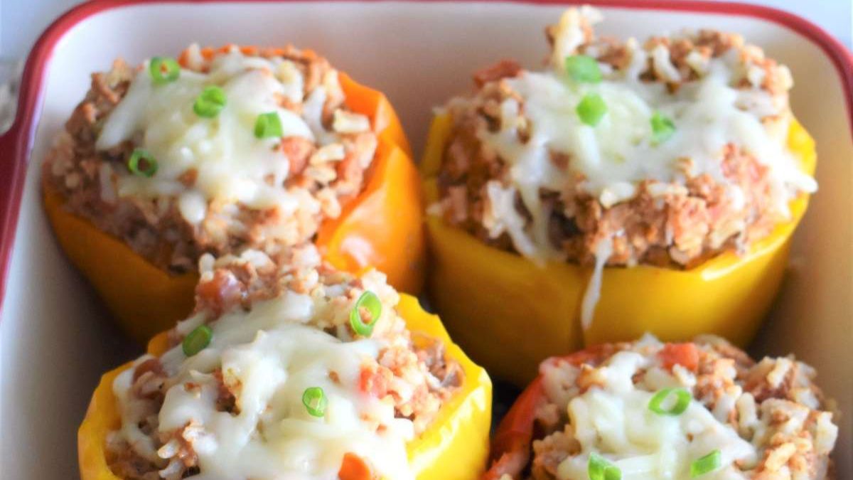 Easy Slow Cooker Ground Turkey Stuffed Peppers.