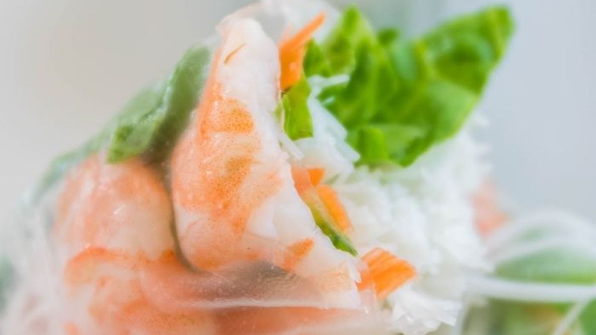 Fresh Spring Rolls with Shrimp.