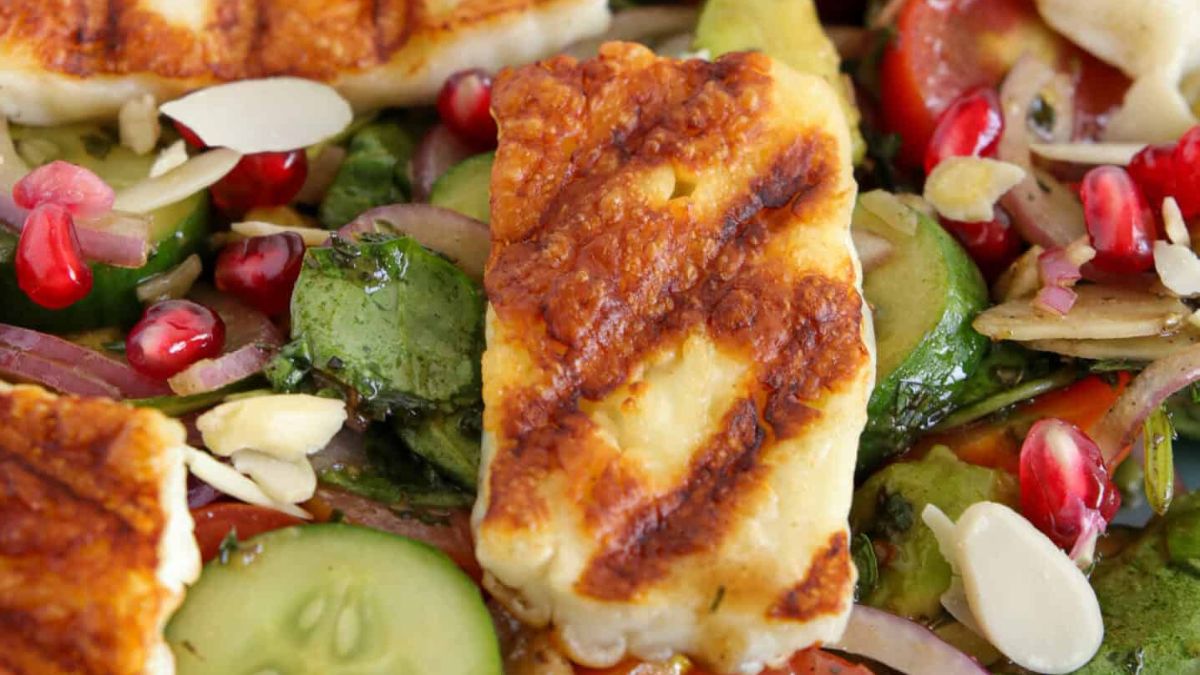 Grilled Halloumi Salad Recipe.