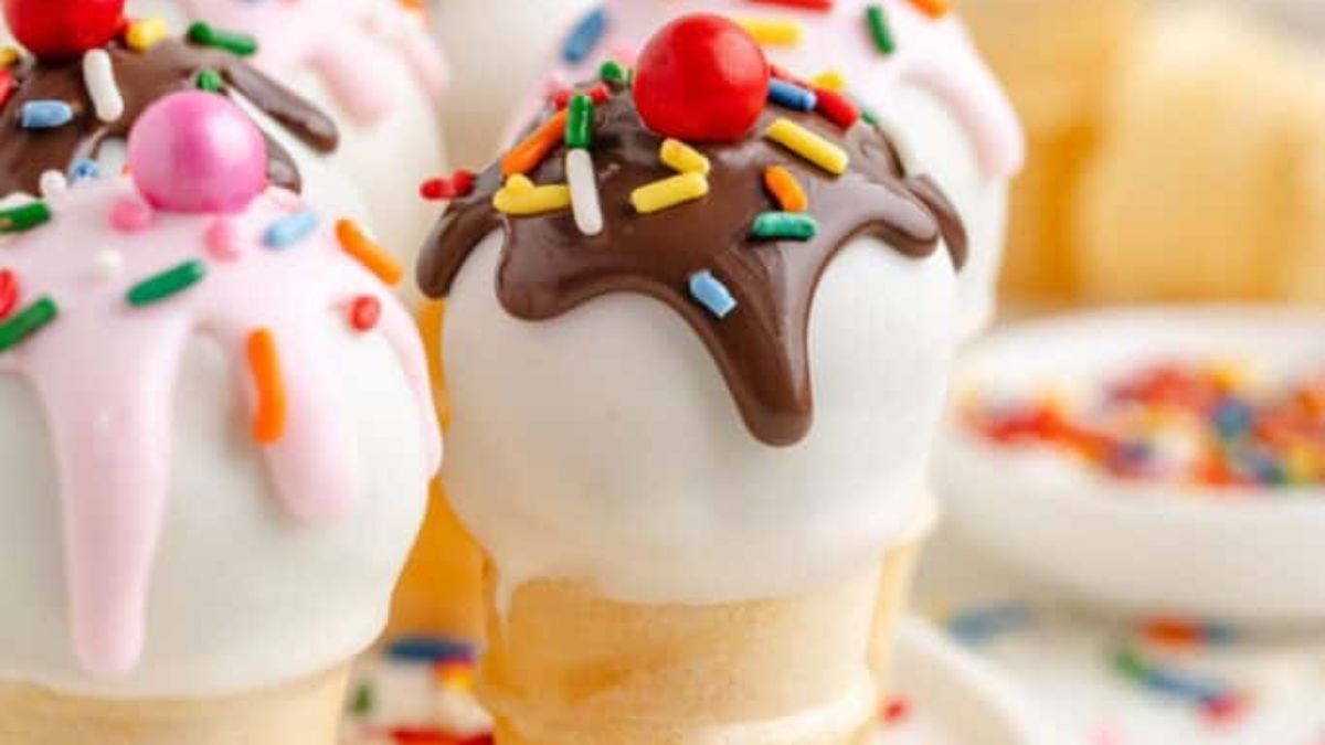 Ice Cream Cone Cake Pops.