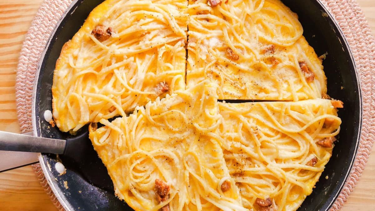 Italian Spaghetti Carbonara Frittata.
