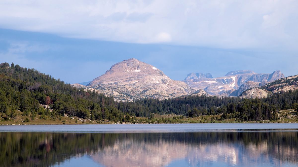 Lonesome Mountain view from Island Lake.