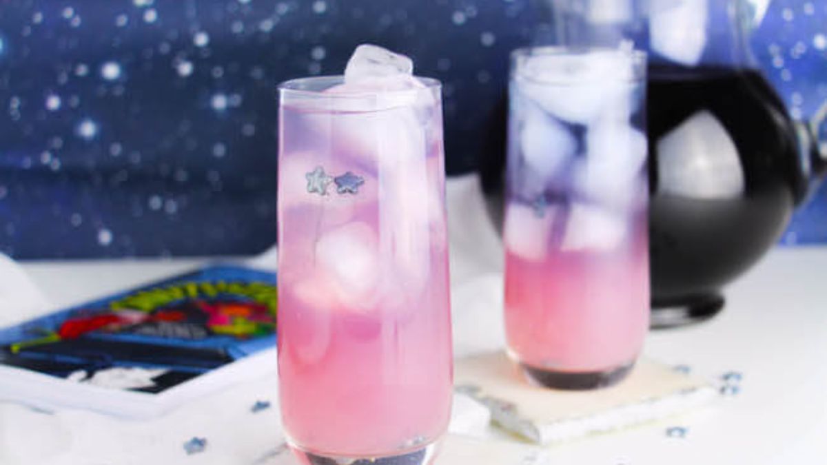 Magic Color-Changing Galaxy Lemonade (with Video).