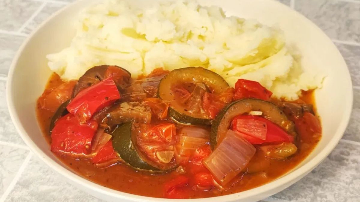 Mediterranean Vegetable Stew Recipe.